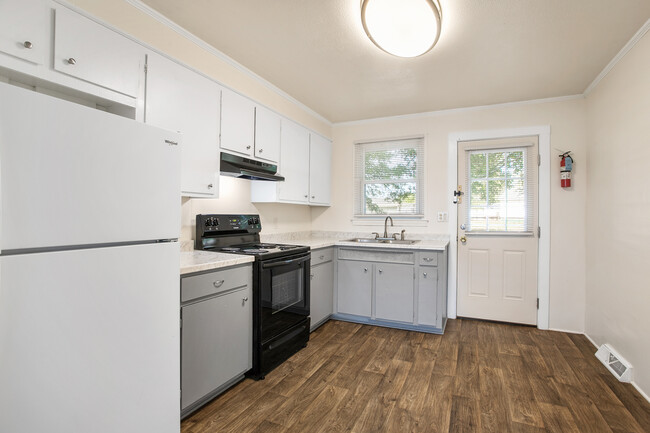 Kitchen (1) - Quail Ridge