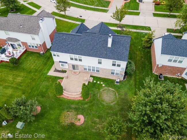 Building Photo - 14864 Liri Dr