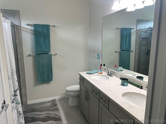 Building Photo - 10179 SW Captiva Dr