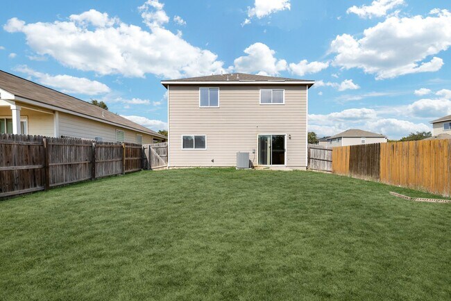 Building Photo - Monticello Ranch-Available Now-3Bd/3Ba