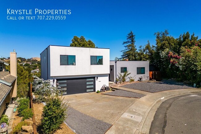 Primary Photo - Stunning Home with Mt. Diablo Views in Eas...