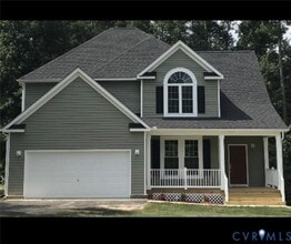 Building Photo - 1601 Southcreek Dr