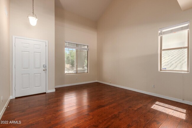 Building Photo - 17410 W Holland Ln