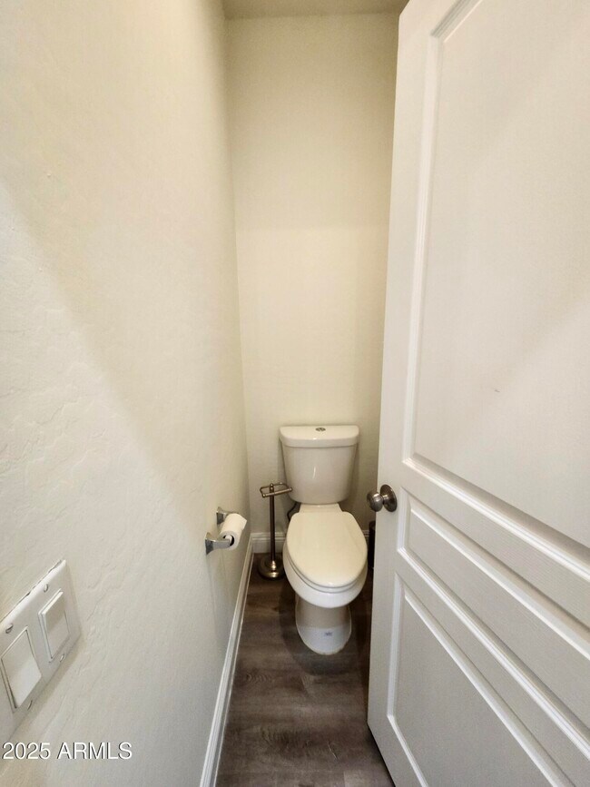 Building Photo - 7762 E Boston St