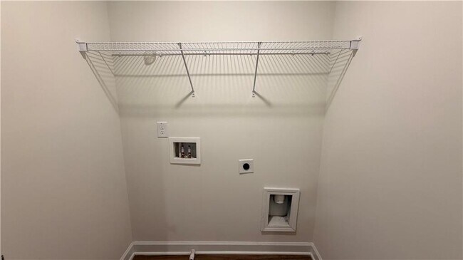 Building Photo - 903 Agate Ln