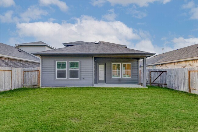 Building Photo - 5122 Sequoia Hts Ln