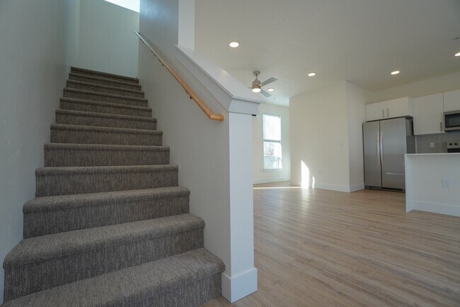 Building Photo - 4625 N Iota Ln