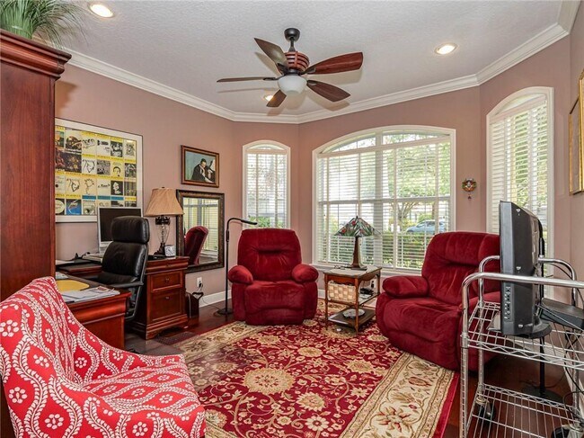 Building Photo - 5873 Pine Ridge Cir