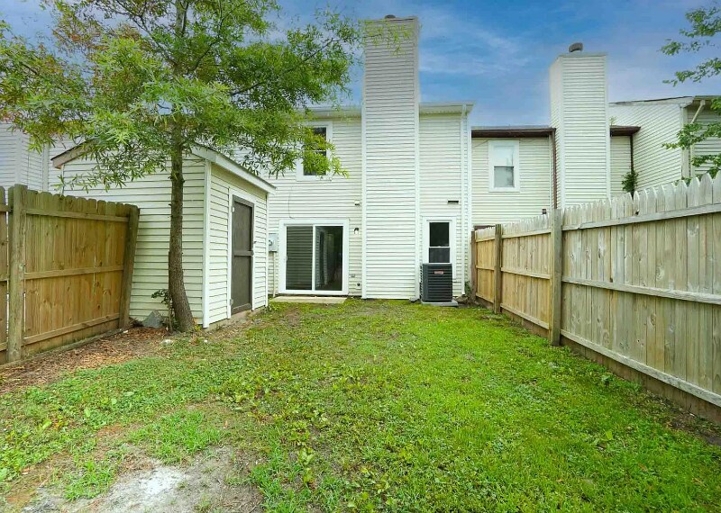 Building Photo - 5234 Johnstown Ln