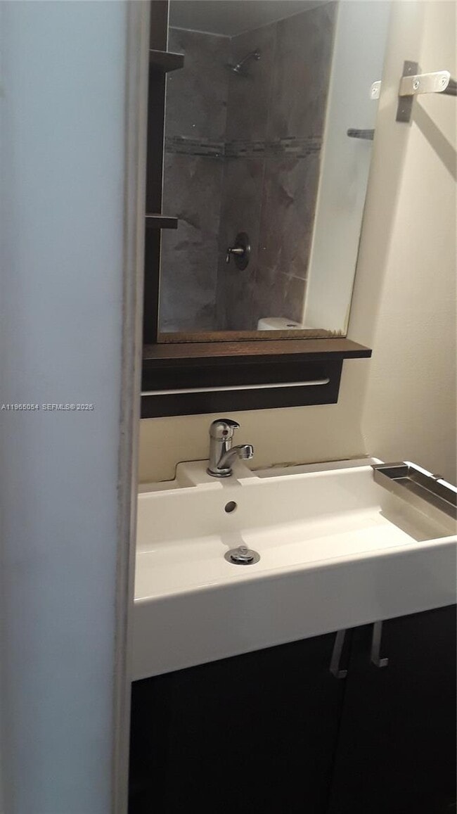 Building Photo - 11101 Royal Palm Blvd