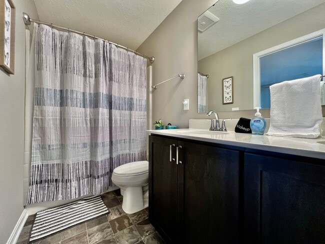 Building Photo - Brand new Executive home in Liberty Twp, Ohio