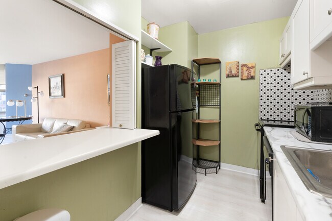 Building Photo - 535 N Michigan Ave