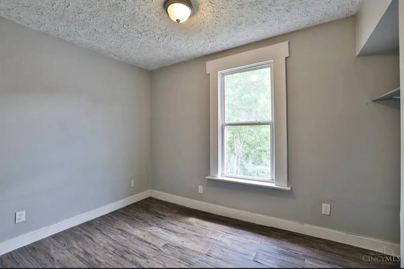 Building Photo - 812 Fairbanks Ave