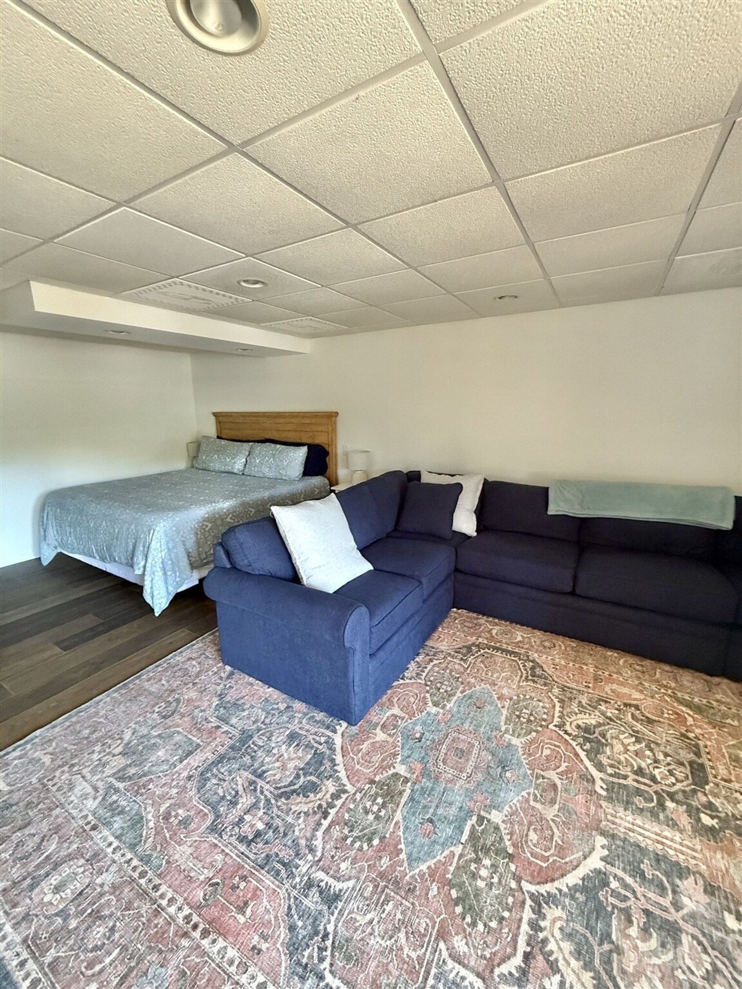 Building Photo - 164 Pine Point Rd