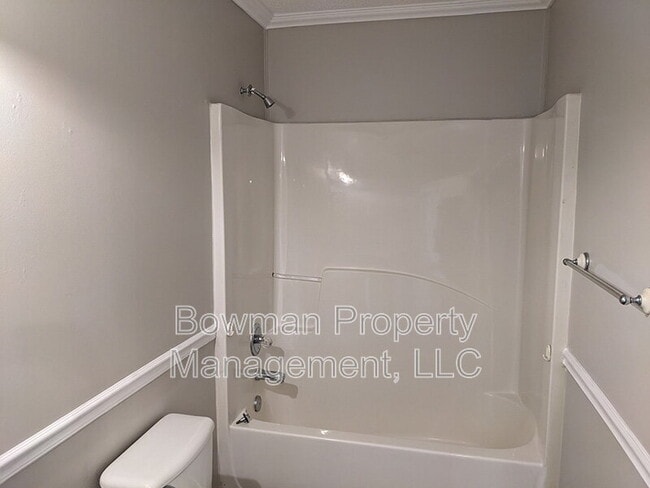 Building Photo - 1140 Hunter Trail