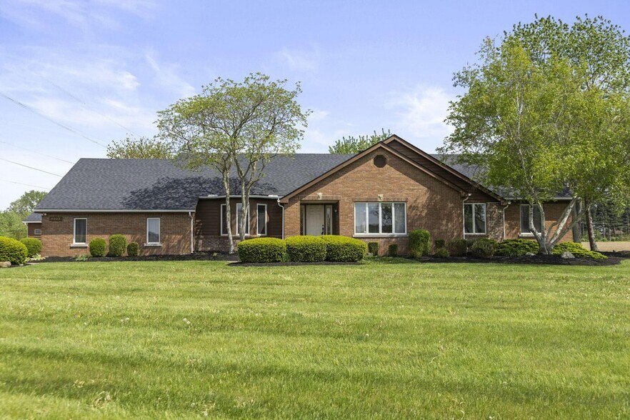 Building Photo - 6002 Bowen Rd