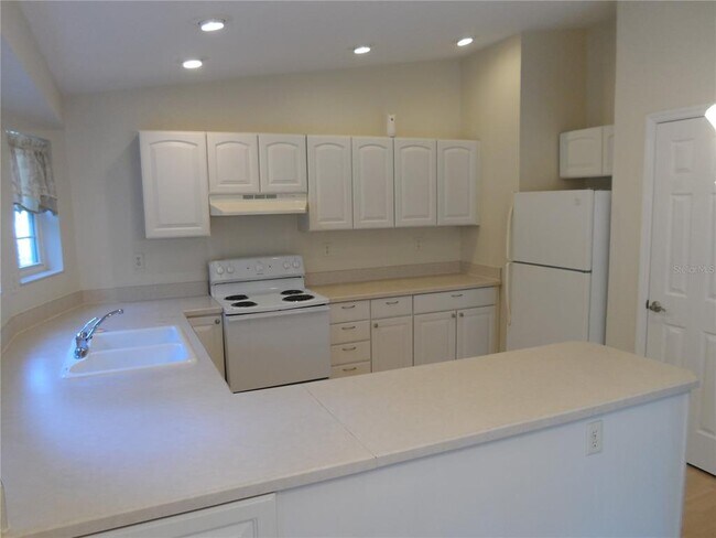 Building Photo - 1221 NW 35th Ave