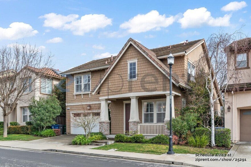 Building Photo - 651 Carrington Ct