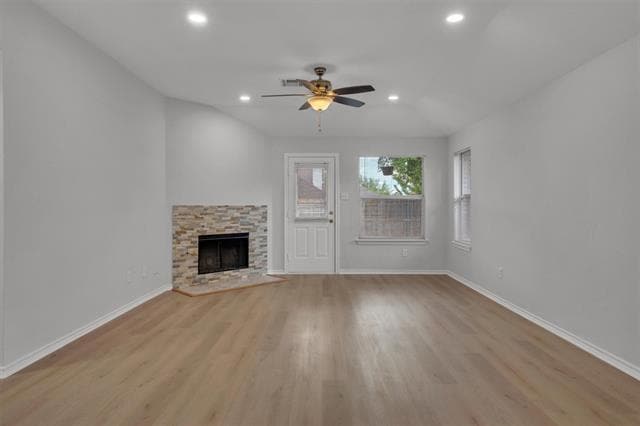 Building Photo - 712 Riverhead Dr