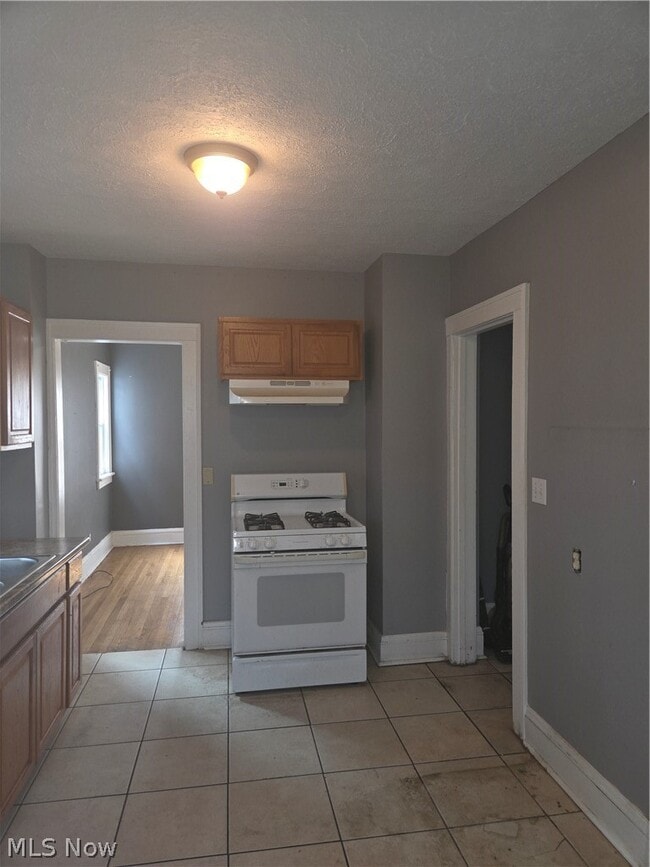Building Photo - 3609 Normandy Rd