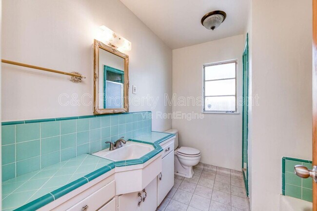 Building Photo - 3542 N Orchard St