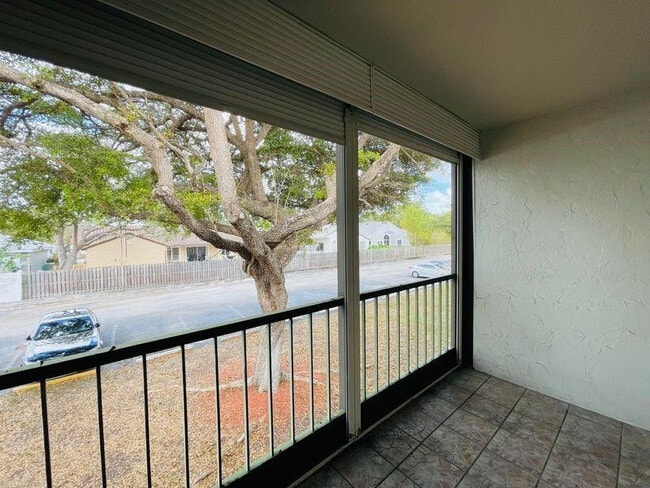 Building Photo - 4155 NW 90th Ave