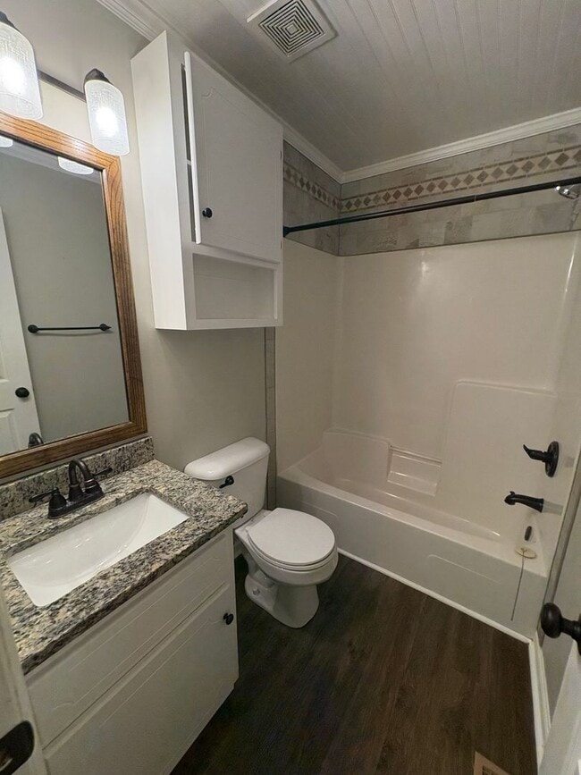 Building Photo - Dunwoody Subdivision