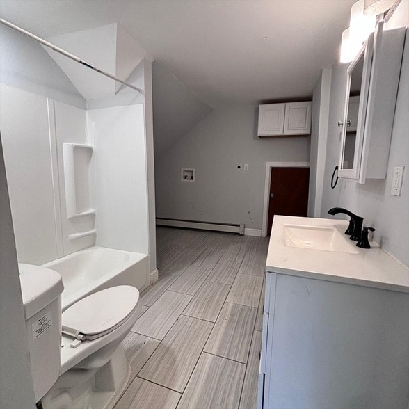 Building Photo - 100 Broad St