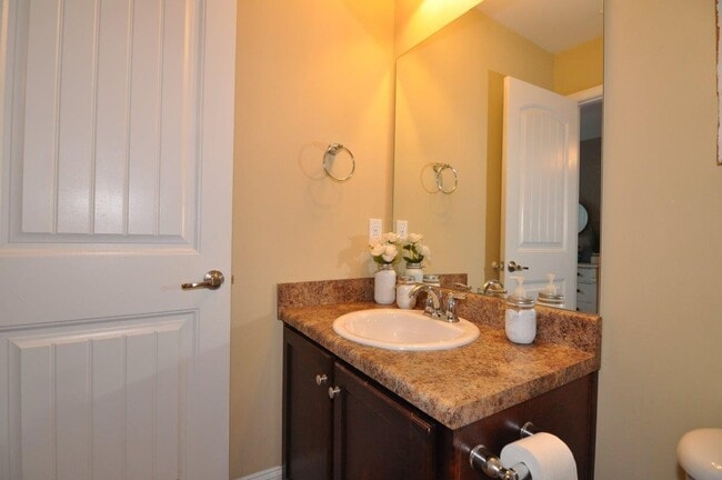 Building Photo - Coming Available!