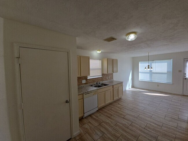 Building Photo - 21802 Westfield Ridge Dr