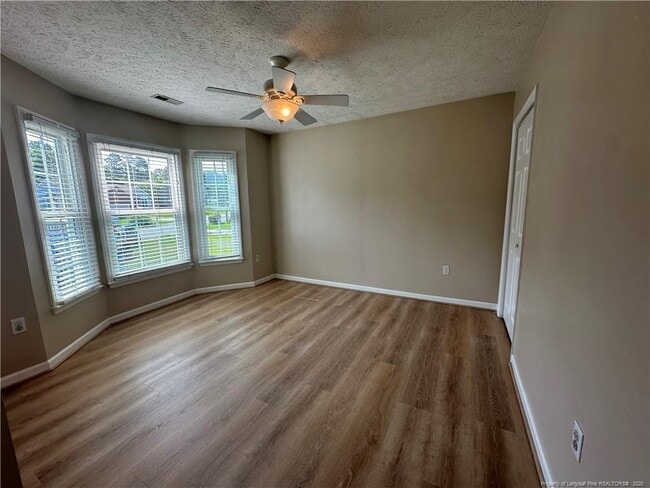 Building Photo - 5553 Hartfield Ct