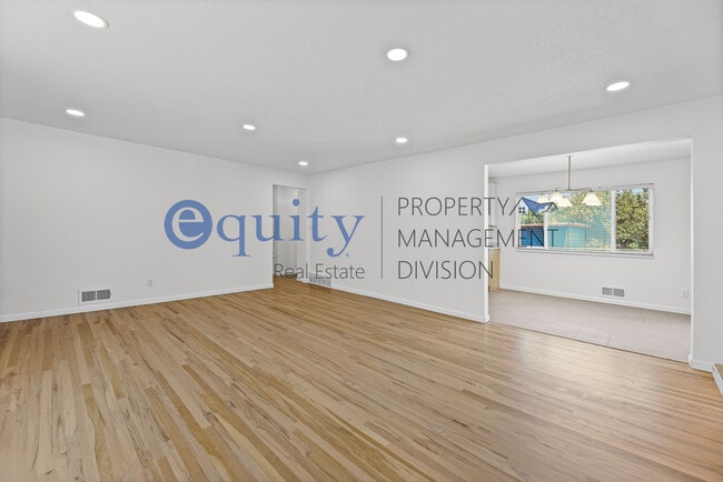 Building Photo - 8894 S 540 E