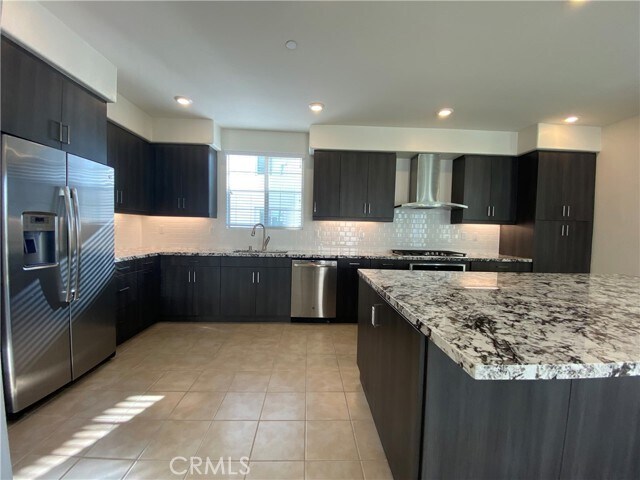 Building Photo - 179 Cadence