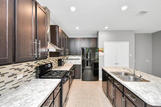 Building Photo - 14018 Harmony Ridge Trl
