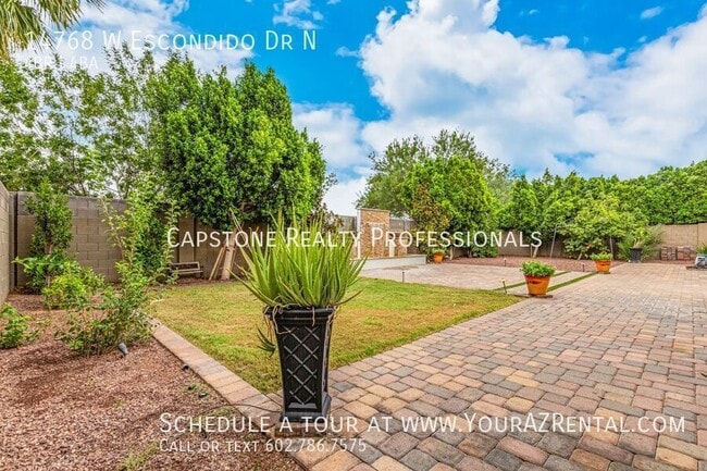 Building Photo - 14768 W Escondido Dr N