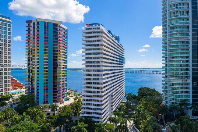 Building Photo - 1627 Brickell Ave