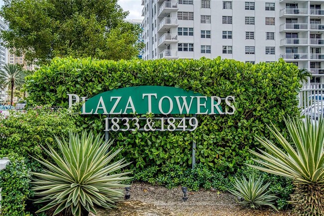 Building Photo - 1833 S Ocean Dr