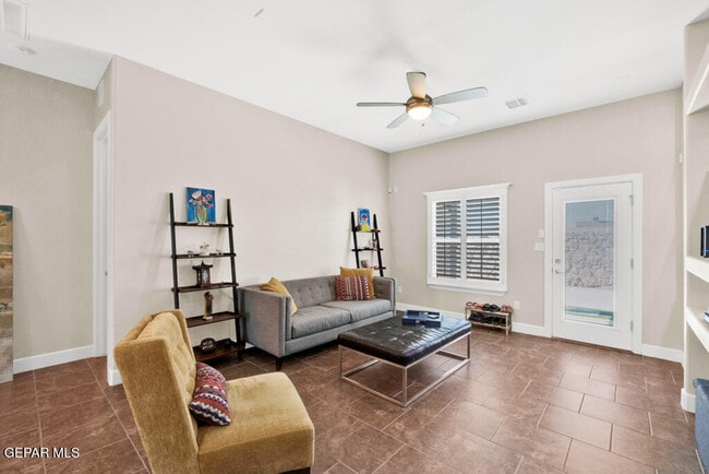 Building Photo - 3151 Mocha Freeze