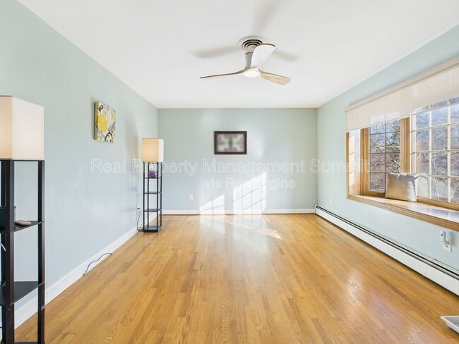 Building Photo - 1508 Chesley Pl