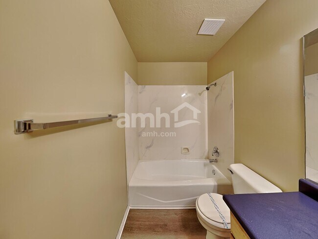 Building Photo - 2848 W 2125 S