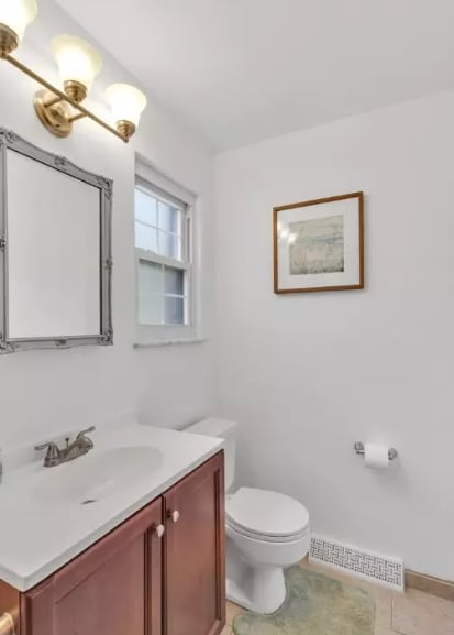 Building Photo - 4974 Longview Ct