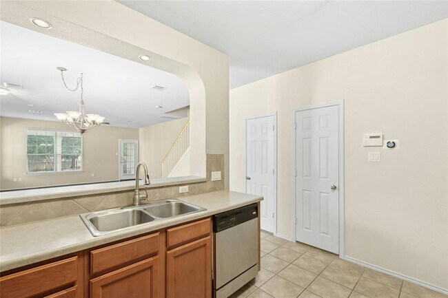 Building Photo - 1900 Scofield Ridge Pkwy