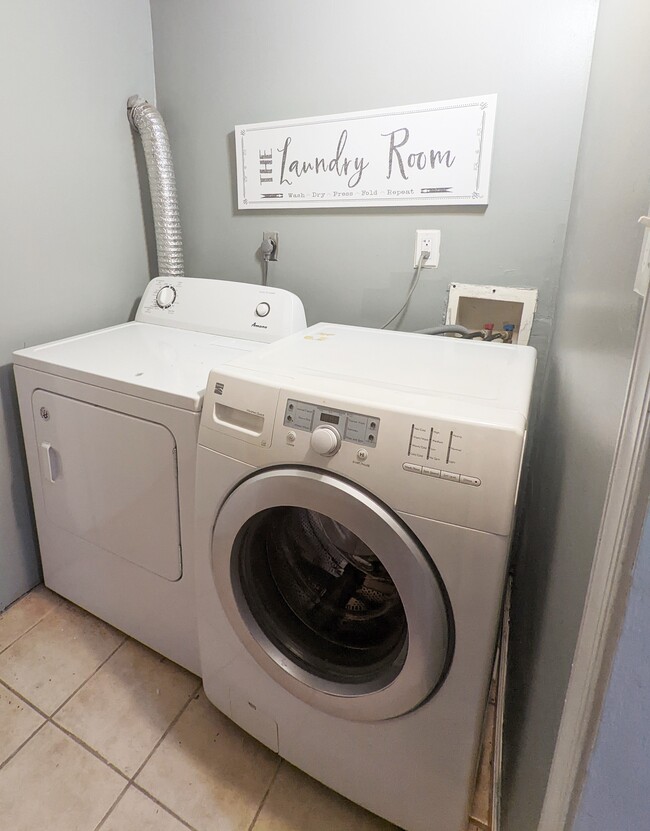 Laundry - 634 Rock Creek Church Rd NW