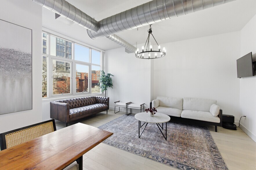 Building Photo - 811 4th St NW