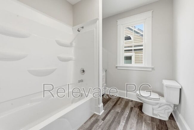 Building Photo - 3100 1st Ave