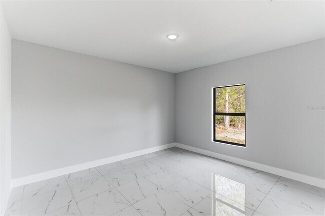 Building Photo - 107 East 15th Street