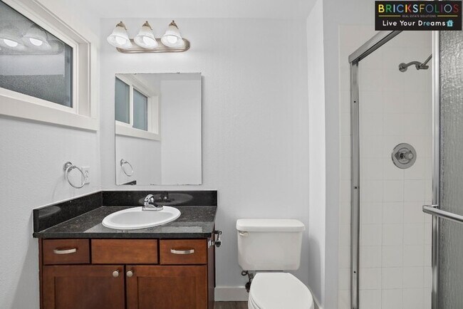 Building Photo - Nestled in the serene Eastgate neighborhood, Bellevue!