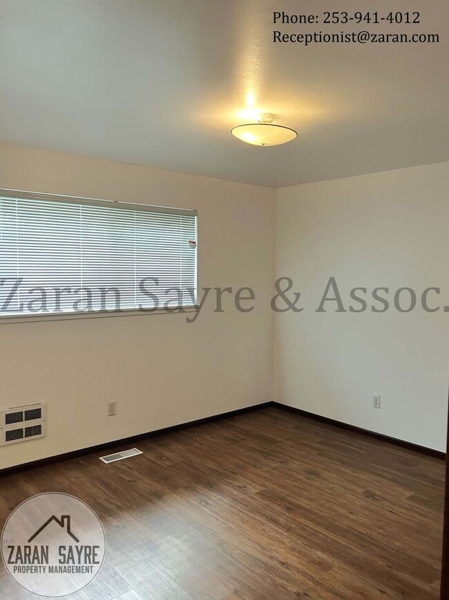 Building Photo - 186 - Steel Lake Home- Great Location!