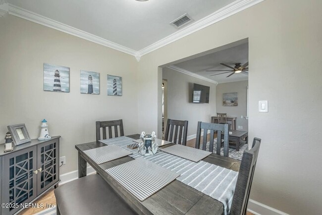 Building Photo - 2103 1st St S