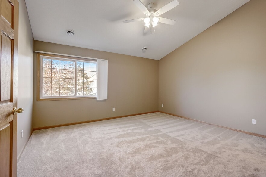 Building Photo - 1222 Bergmann Dr